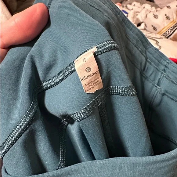 Lululemon Nulu And Mesh MR Yoga Crop23” - Picture 2 of 5